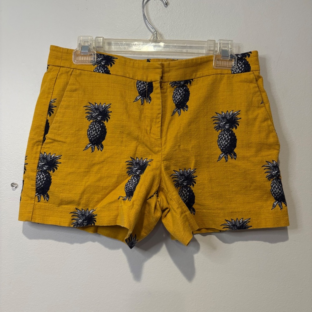 Ann Taylor Devin City Short Womens 4 Yellow Pineapple‎ Print Cotton Spandex
